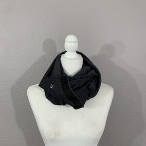 Lululemon Ivivva Village Chill Scarf Heathered Herringbone Snaps Black Grey Rulu